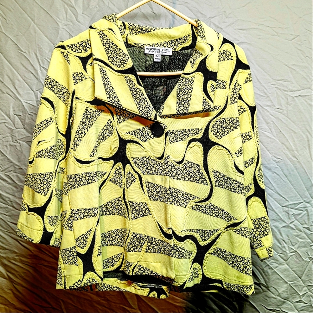 Andria Lieu Collection Medium Green Jacket Brocade